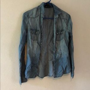 Denim shirt with snaps